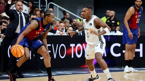 Real Madrid Barcelona En Directo Sigue El Partido De La Supercopa De