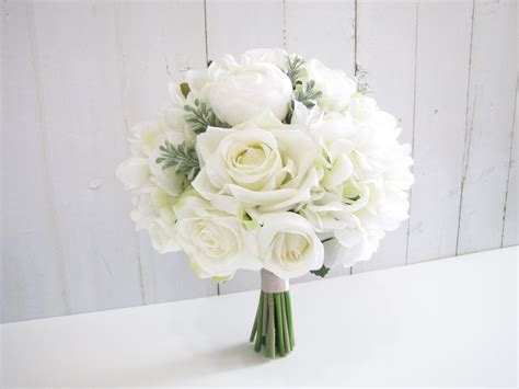 Stunning White Rose and Hydrangea Bridal Bouquet: A Must-See for Every ...