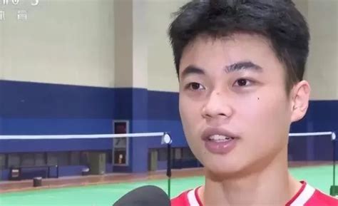 Pemain Bulutangkis China Zhang Zhi Jie Meninggal Dunia Saat Berlaga Di