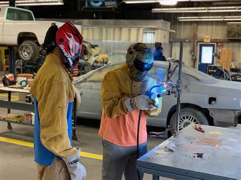 Auto Body Collision And Repair Technology Technician