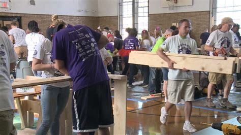 JCPD hosts 'Build-A-Bed' project at Meyzeek Middle School