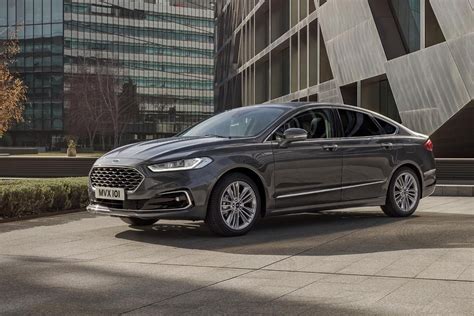 Ford Mondeo Liftback цены отзывы характеристики Mondeo Liftback от Ford