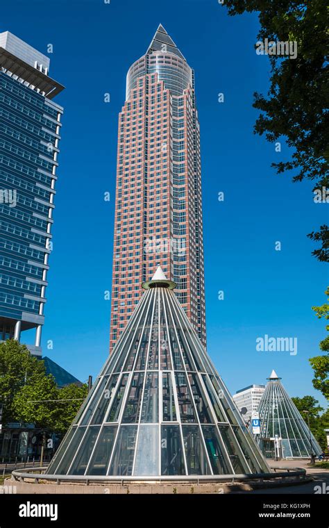 Frankfurt Am Main Hessen Deutschland Messeturm Eingang Der U Bahn