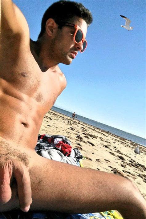 GAY MANS PLEASURE GUYS ARE NAKED ON THE BEACH