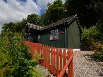 Loch Lomond Dog-Friendly Cottages | Pet-Friendly Lodges at Loch Lomond