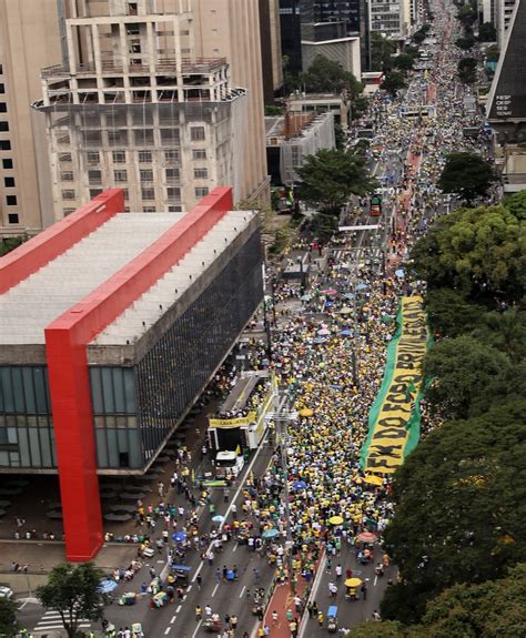 Manifestantes Protestam Em Apoio Lava Jato Em S O Paulo S O Paulo G