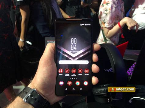 Анонс ASUS ROG Phone: мощный игровой смартфон для любителей PUBG ...