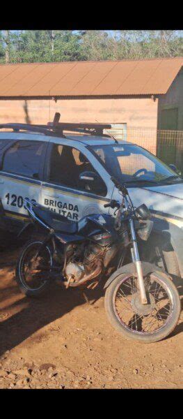 Brigada Militar De Panambi Aborda Menor Conduzindo Moto Em Situa O