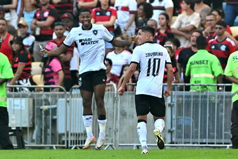 Cl Ssico Botafogo Vence O Flamengo Por A Fim De Jogo