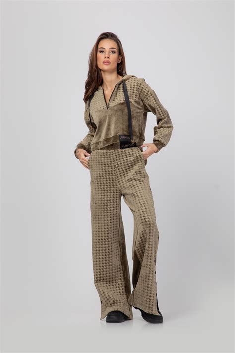 Оувърсайз сет от кадифе