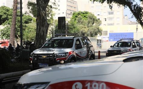 Homem Preso Moto Clonada Durante Vel Rio De Supostos Membros Do