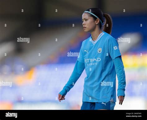 Yui Hasegawa 25 Hi Res Stock Photography And Images Alamy