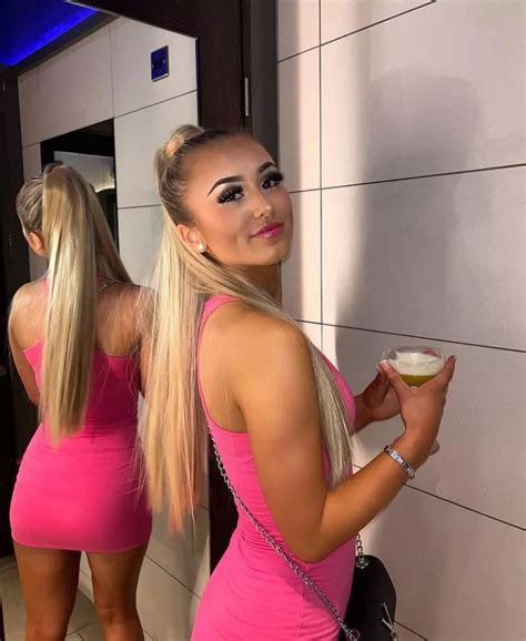 Mirror Mirror Nudes ChavGirls NUDE PICS ORG