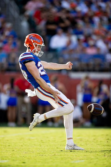 Two Florida football players earn All-SEC honors - Yahoo Sports