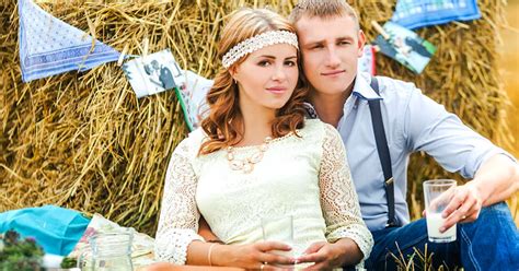 Что подарить на 1 год свадьбы