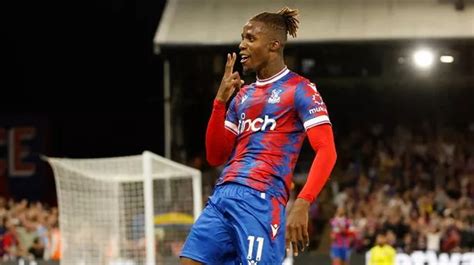 Wilfried Zahas Gesture Shows Where Transfer Priorities May Lie Amid Crystal Palace Dilemma