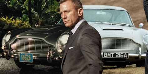 Is Skyfalls Aston Martin A Retcon Why Daniel Craigs Bond Has Two Cars