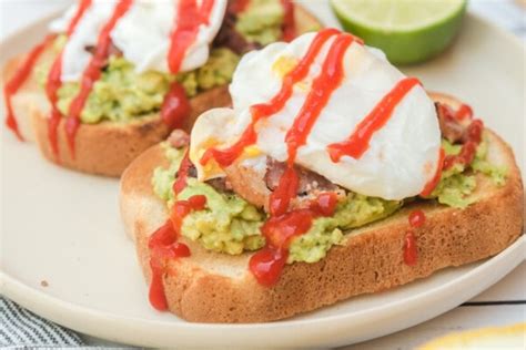 Bacon Avocado Toast - Kitchen Divas