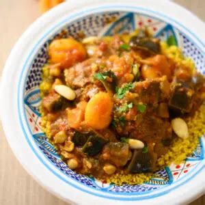 Tajine D Agneau Aux Abricots Secs Une Aiguille Dans L Potage