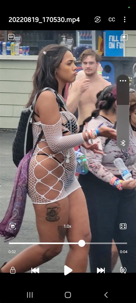 Tits Scrolller