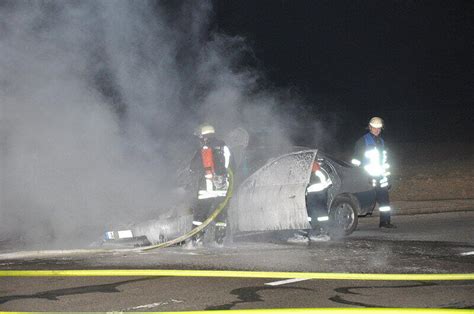 Technischer Defekt Auto Steht In Flammen Abendzeitung M Nchen