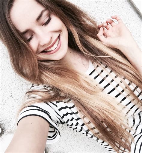 Kochani życzę Wam cudownego dnia me selfie blonde polishgirl Spring outfits Outfits Game