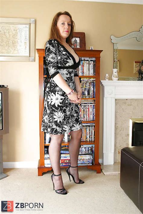 Hotlegs Dame Stephanie ZB Porn