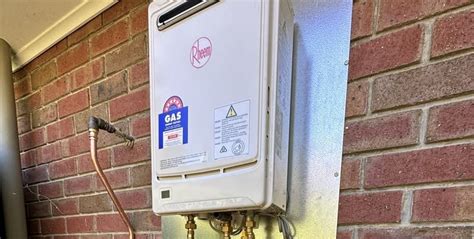 Why Is My Hot Water System Leaking 6 Reasons Why Metropolitan Plumbing