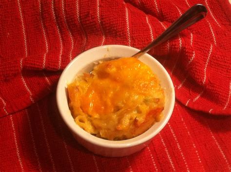 Cheesy Tuna Noodle Casserole | ThriftyFun