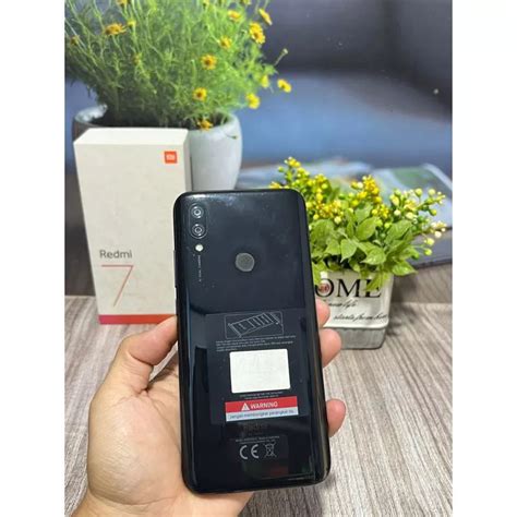 Jual Xiaomi Redmi 7 3 32 Second Seken Bekas Murah Handphone Seken Bekas