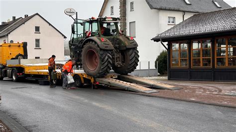 J Hrige Stirbt Bei Unfall Mit Traktor In Stadtkyll Swr Aktuell