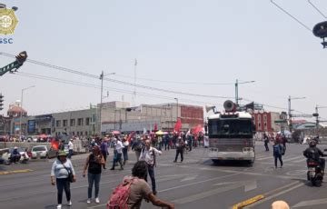 En su día magisterio disidente marcha al Zócalo para instalar plantón