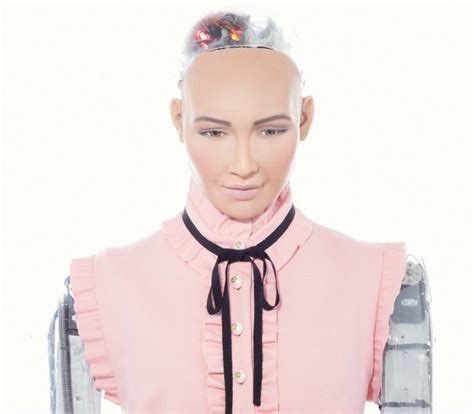 Feeling Lonely? Meet 'Sophia The Robot' A Humanoid That Will Be Mass ...