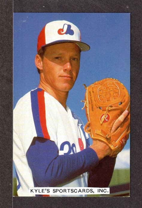 Joe Hesketh Montreal Expos Unsigned X Team Issue Photo