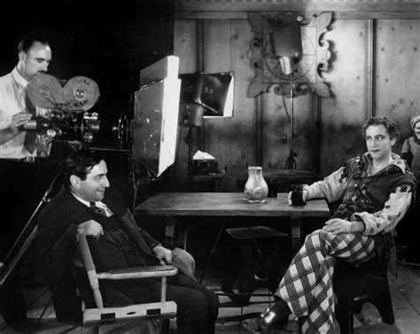 Ernst Lubitsch Y John Barrymore En El Set De Eternal Love Con