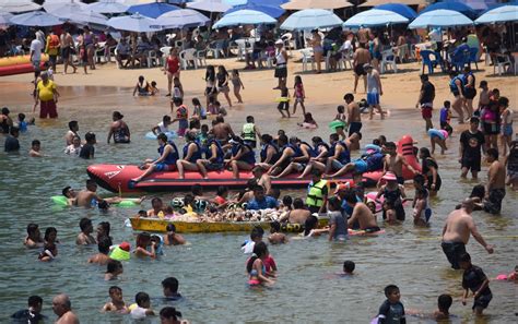 Covid Mexicanos Se Olvidan De La Pandemia Y Se Van A Las Playas En