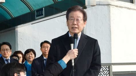 South Korea Opposition Leader Leaves Hospital After Stabbing Calls For