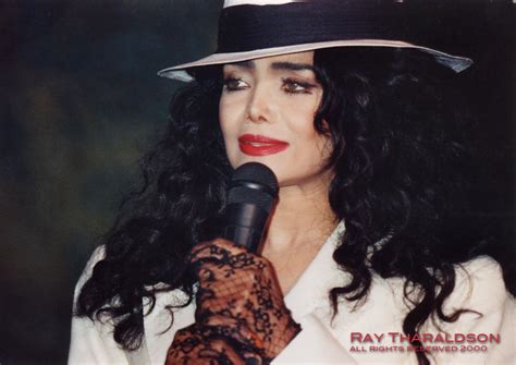 WRLTHD: La Toya Jackson Writes Of Brother's Death