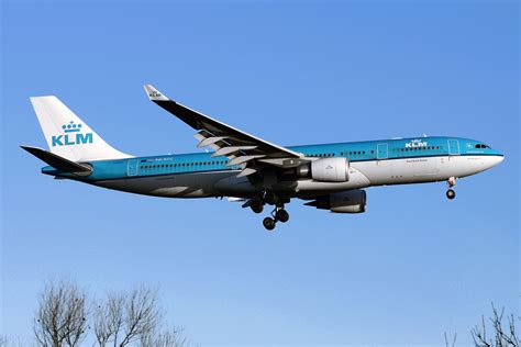 PH-AOC A332 KLM LHR 20070203 | Tango India | Flickr
