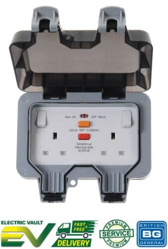 Bg Nexus Storm G Twin Wp Rcd Ip Weatherproof Outdoor Switched