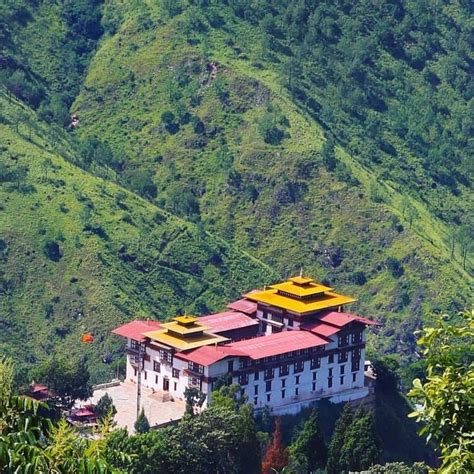 Trashigang Dzong Built In 1659 Stood The Test Of Time Bhutan Travel