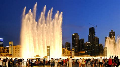 Dubai Fountain Show | Experience Mesmerizing Water Dance