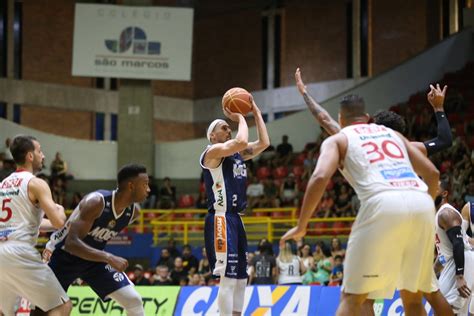 Em jogo decidido nos segundos finais Mogi segura reação do Franca e