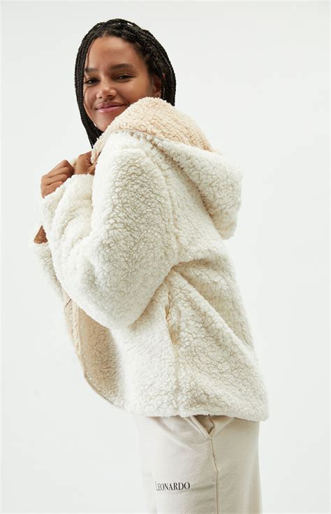 La Hearts Cozy Reversible Sherpa Jacket At