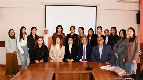 The Kyrgyz National University Hosted A Meeting Of KNU Senior Students