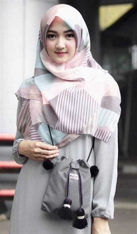 Versions Share ©by ║rhèñdý Hösttâ║ Thank You For Visiting My Pin In Pinterest♡ Gaya Hijab