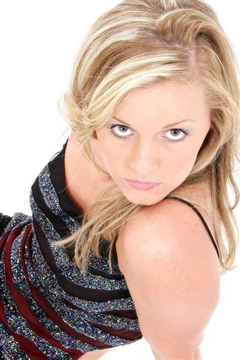 Mooie Jonge Vrouw Met Het Haar Van De Blonde En Hazel Eyes Stock Foto Image Of Persoon Maak