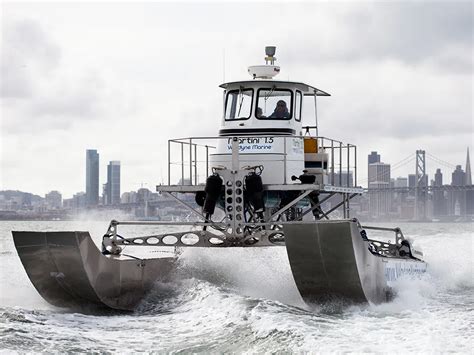 This self stabilizing boat s deck is always flat even in rough waters ...