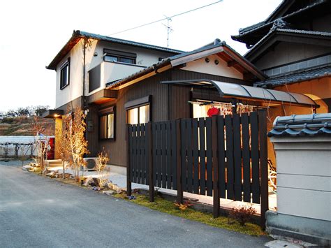 自然の風を通す和モダンな目隠しフェンス 赤磐市k様 岡山で建材・エクステリアの事なら三井商会へ