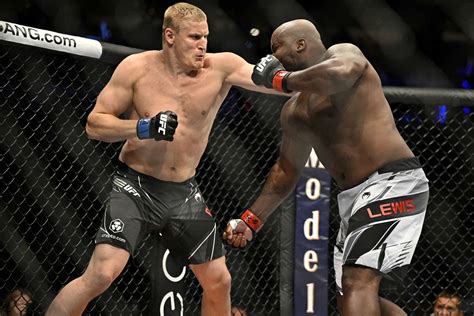 Ufc Fight Derrick Lewis Vs Serghei Spivak Ufc Analysis